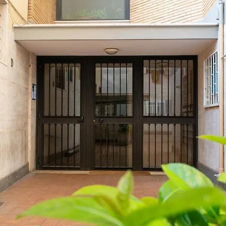 Vacanze Romane Tuscolana ローマ